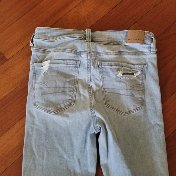 American Eagle Outfitters Light wash button fly denim jeans high rise crop 4 - Picture 6 of 6
